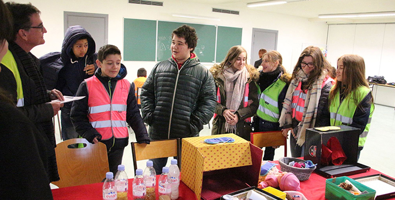 Dynamic Content Image